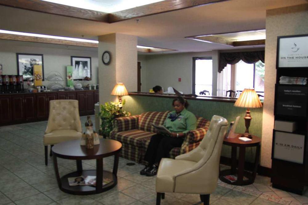 Baymont By Wyndham Mcdonough Hotel Interior photo