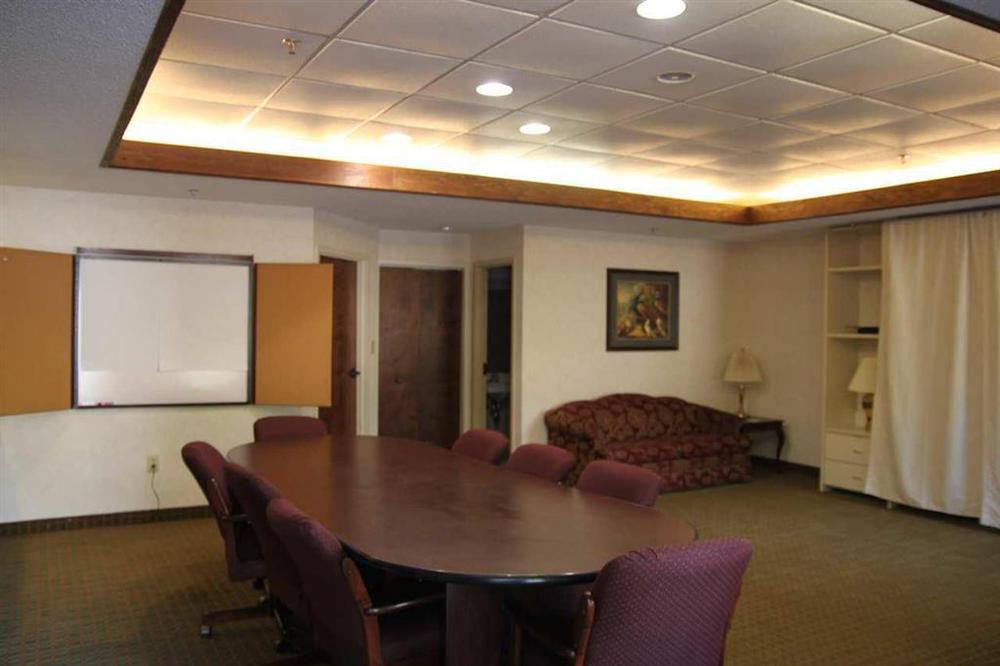 Baymont By Wyndham Mcdonough Hotel Room photo